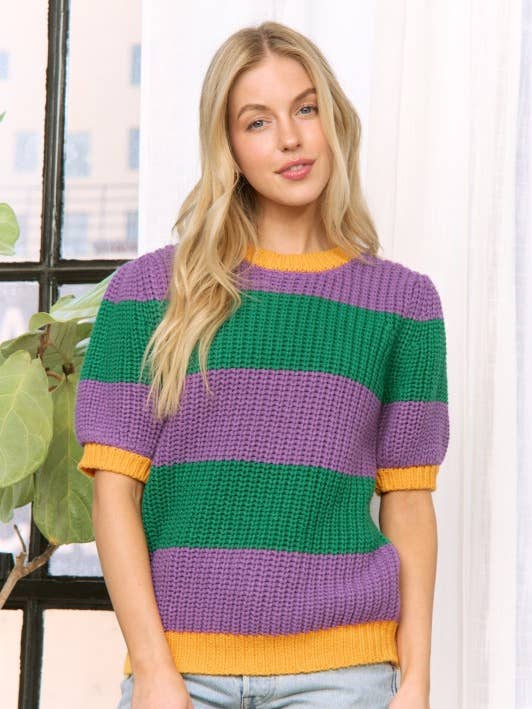 Maglia a righe colorate a maniche corte di Mardi Gras S per la vendita all'ingrosso da parte di Pink Irene Wholesale