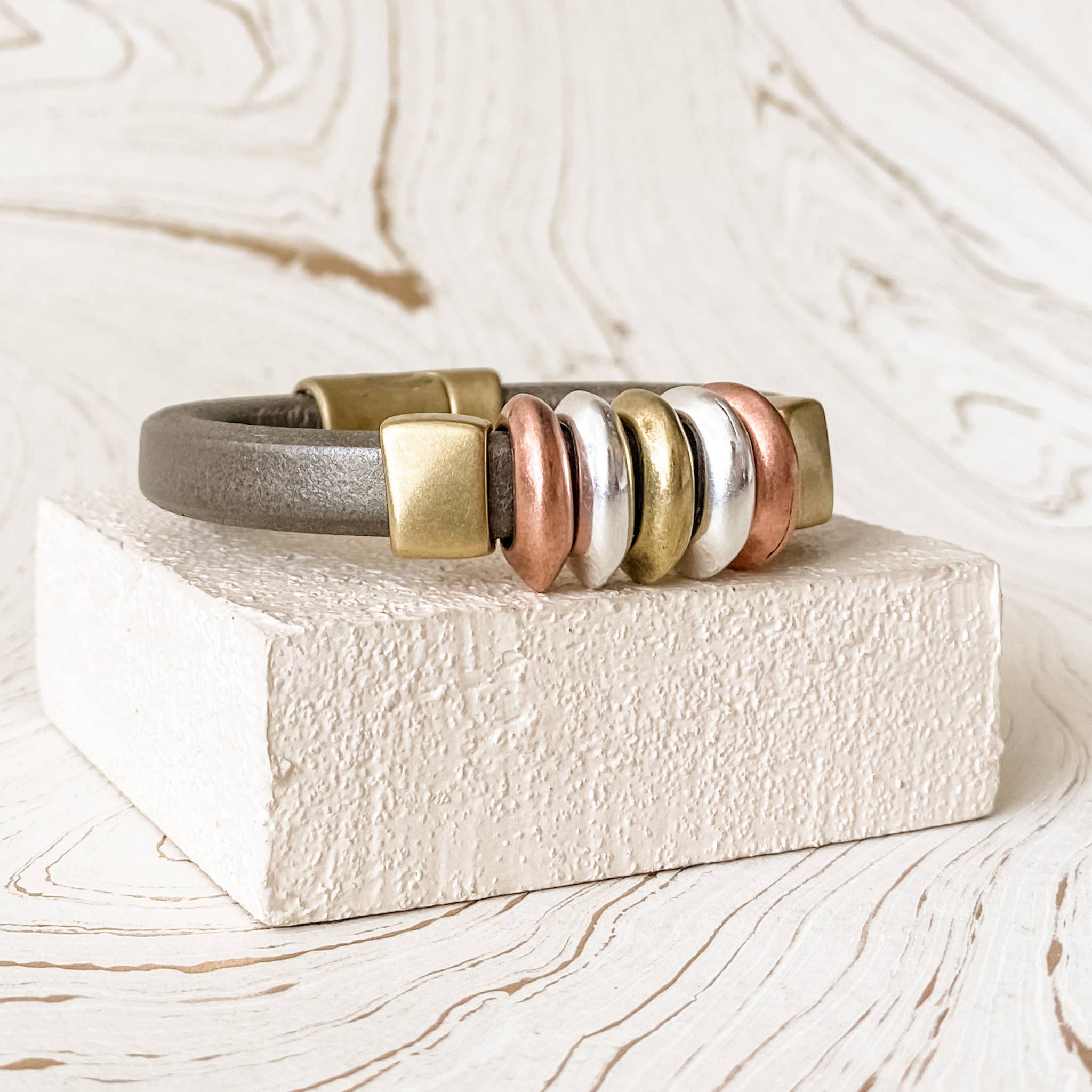 Diana Kauffman Designs – wholesale Manschettarmband – Edinburgh Armband5