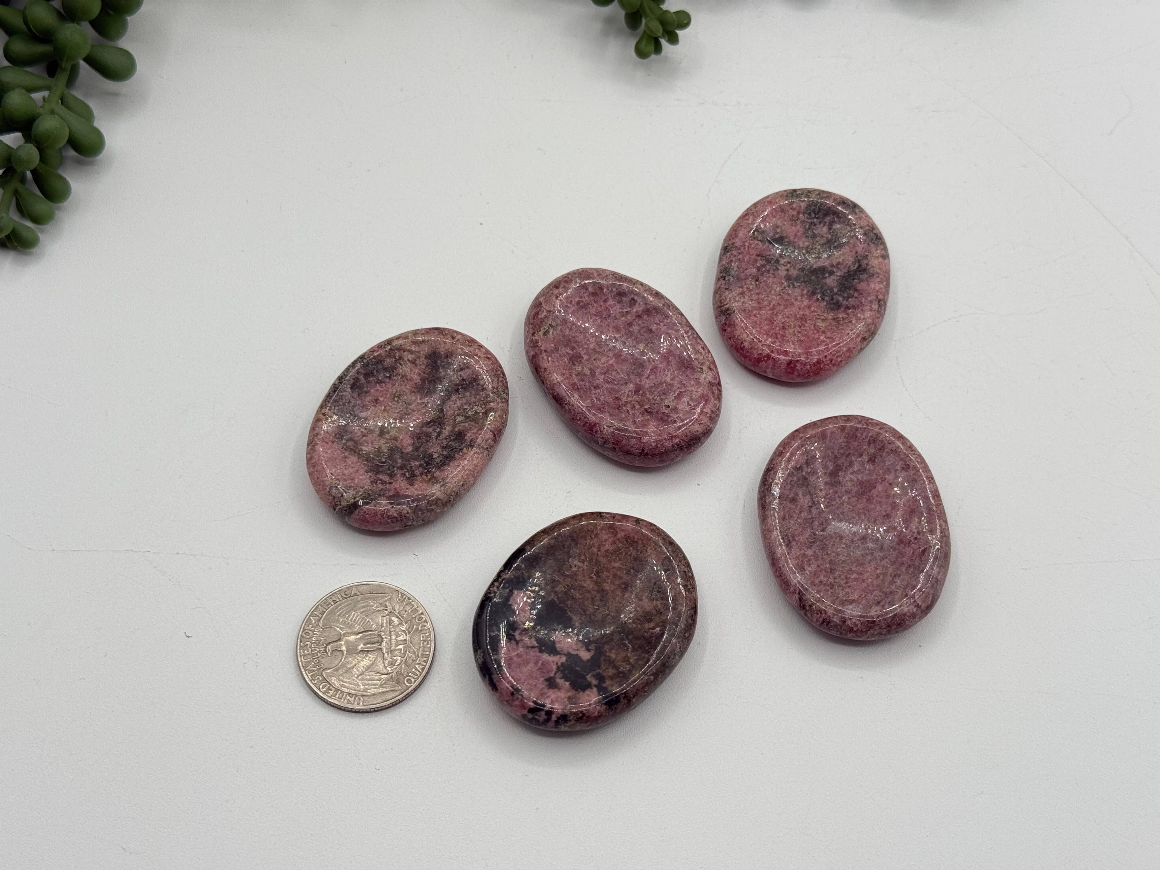 Meraki Gemstones - Wholesale Spiritual Stone/Crystal - Rhodonite Worry Stones 40x30x8mm1