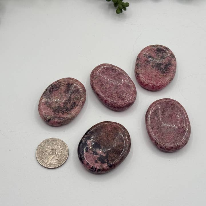 Meraki Gemstones - Wholesale Spiritual Stone/Crystal - Rhodonite Worry Stones 40x30x8mm1