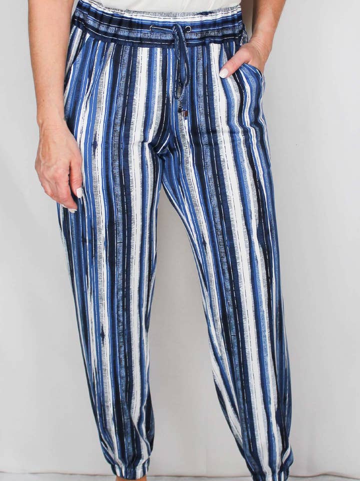 SK7233A-N - Bleu marine/blanc (3330) Jogger A1837 pour la vente par K & C Clothing, Inc.