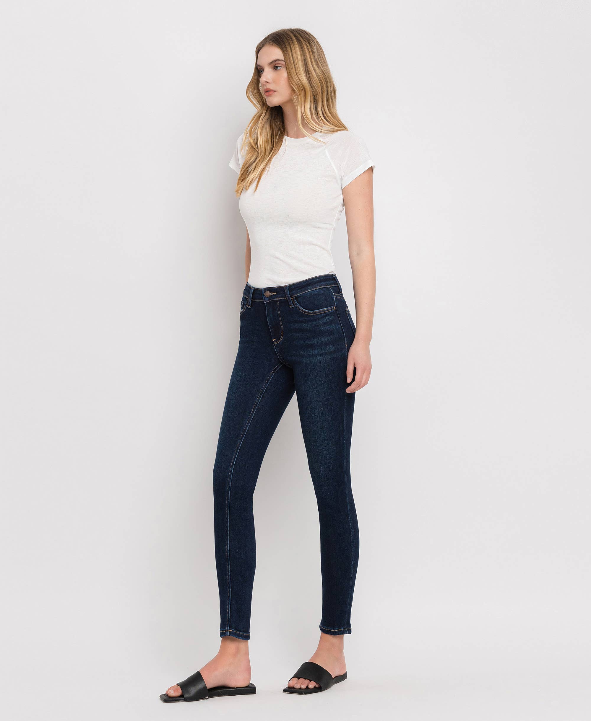Bullish MID RISE ANKLE SKINNY JEANS LV1014 for wholesale on Faire9
