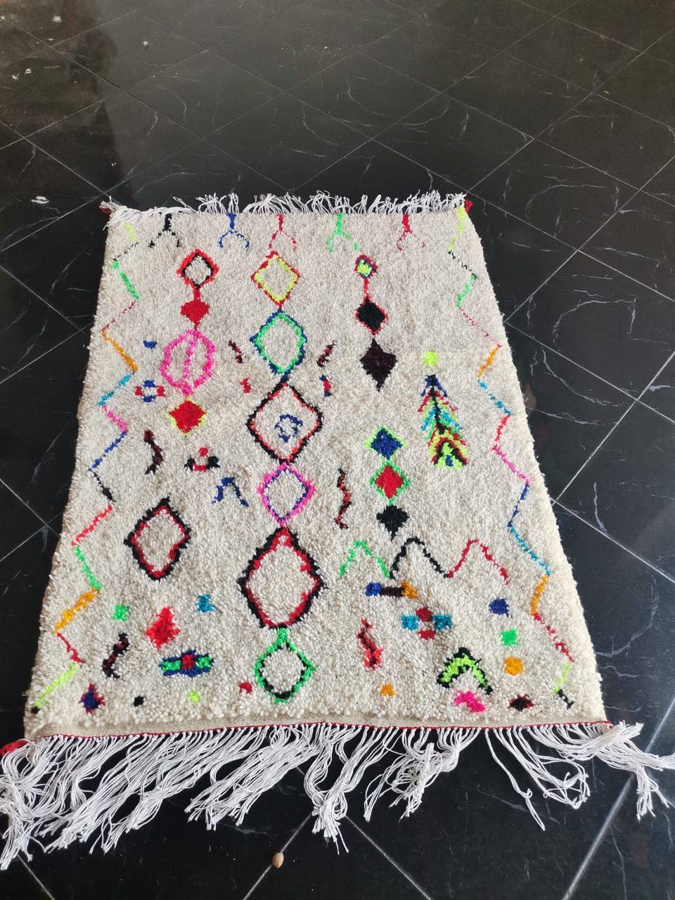 Maroccarpets Poufs and pillows wholesale +31648976894 - Wholesale Area Rug - 100% HANDMADE MOROCCAN RUG  CARPET  ALL SIZES  nr 100