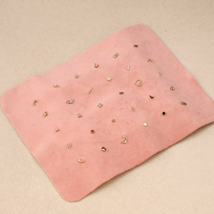 Juego de 60 pendientes chapados en oro (soporte rosa) para venta al por mayor de Les Cleias