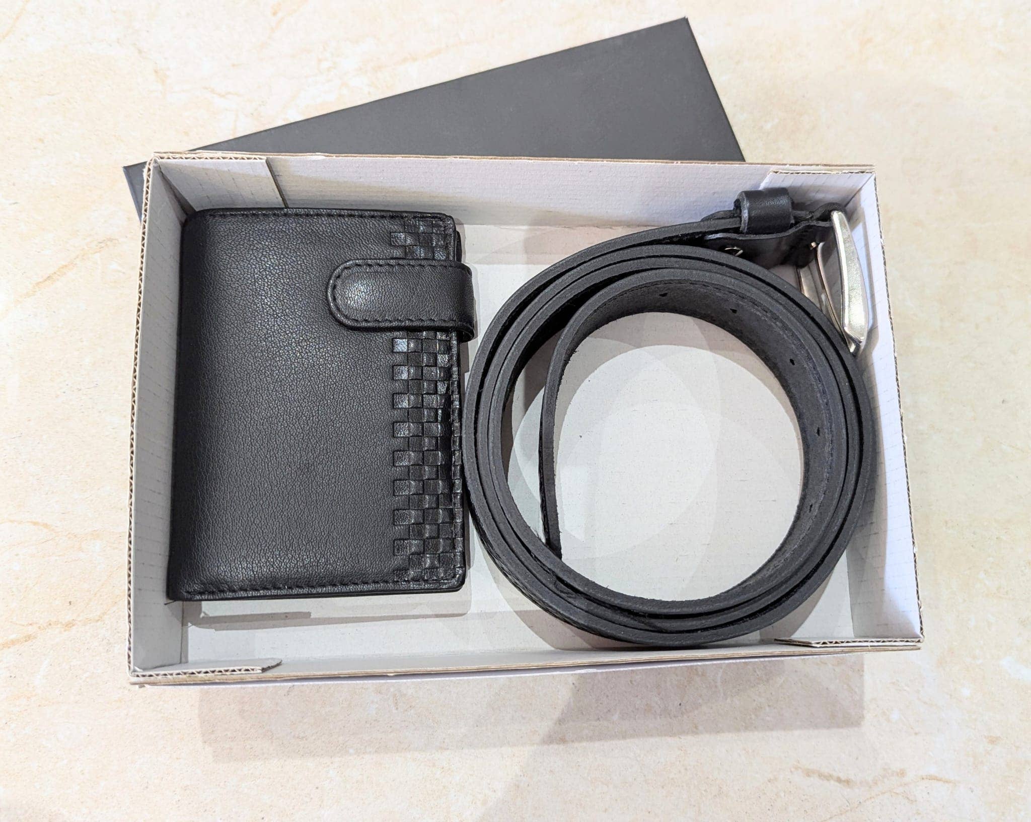 MIA LAROUGE – Engroshandel Tegnebog - Dame – SÆT TASKER MED LÆDERBÆLTER2