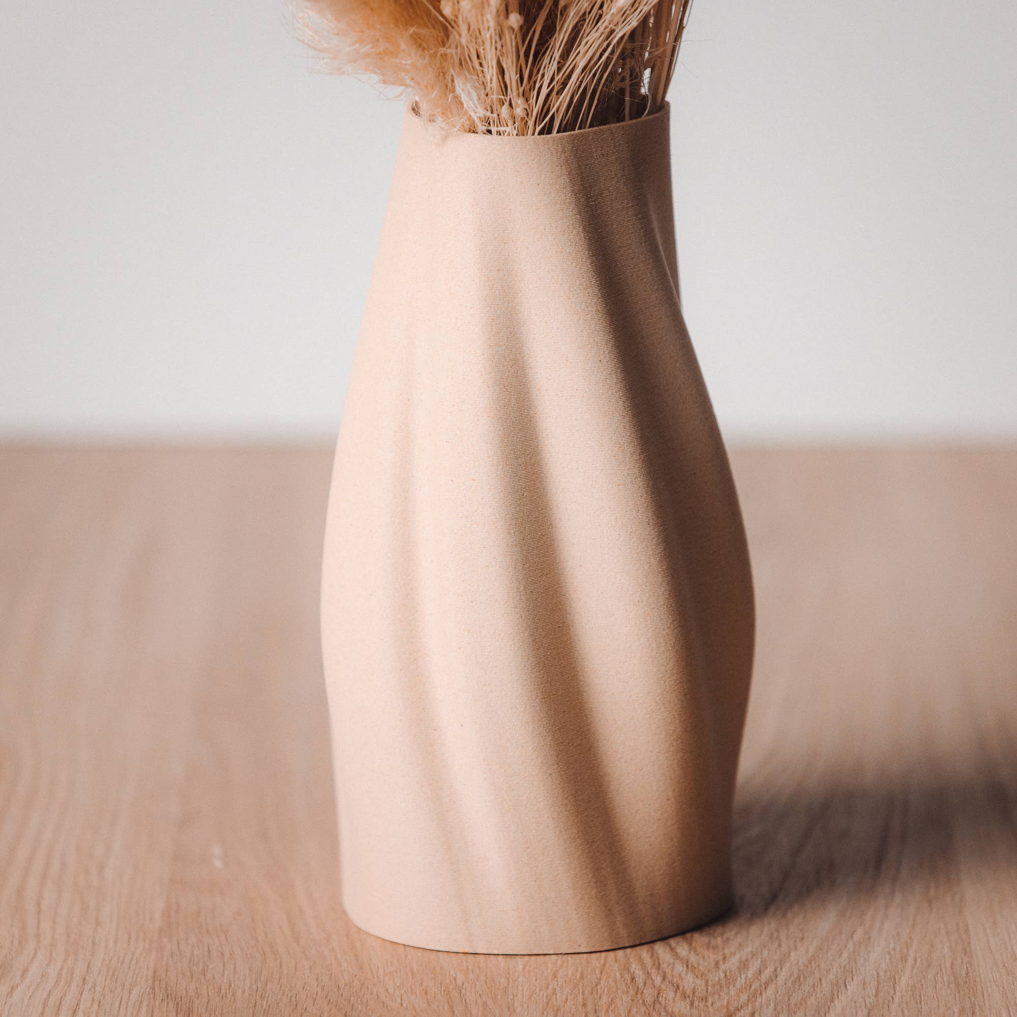 Copo Design - Wholesale Vase - Dried flowers Vase - Wood based - Plastic free - Twist2