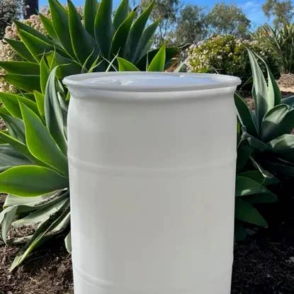 Großpackung Waschmittel - 30- oder 50-Gallonen-Fässer für den Großhandel von Root and Splendor