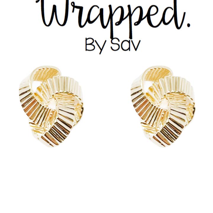 Clous noueux pour la vente par Wrapped. By Sav