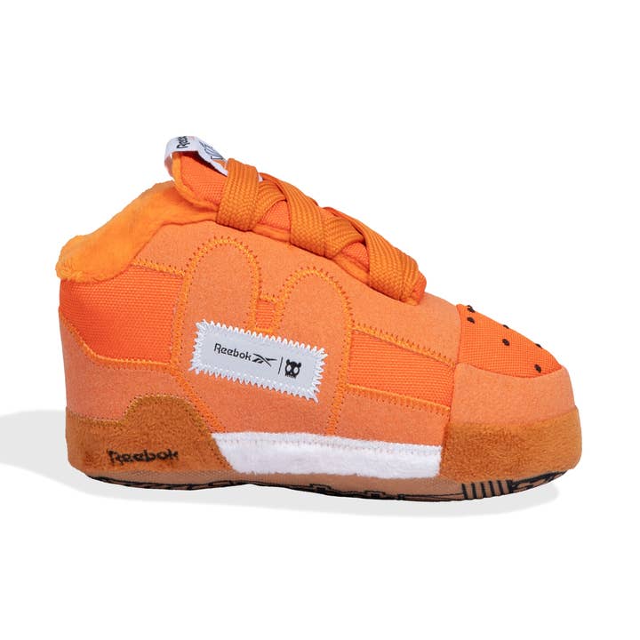 Reebok Workout Suede Sneaker Plyslegetøj for engroshandel hos Hundog - Official zee.dog distributor