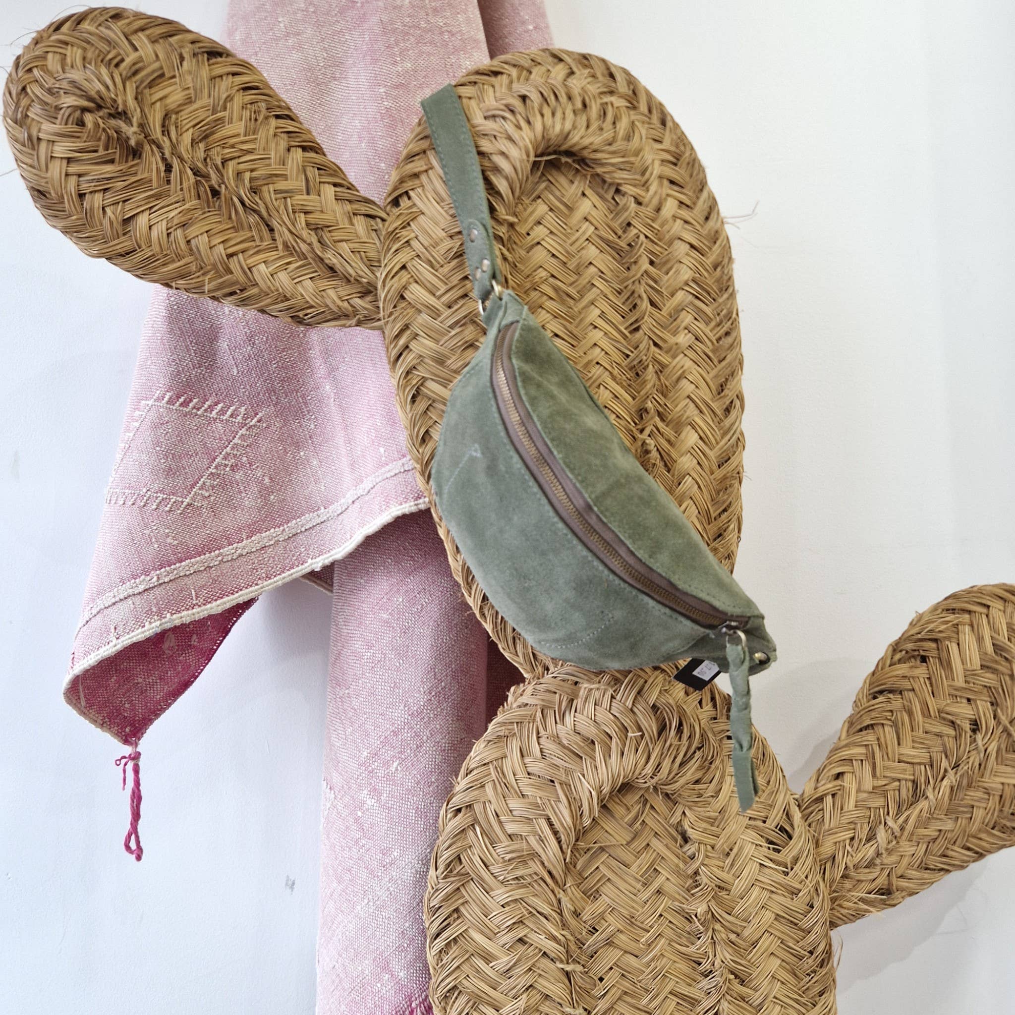 Marrakech Crafts – wholesale Belt bag – Women’s – BELT BAG SUEDE LEATHER11