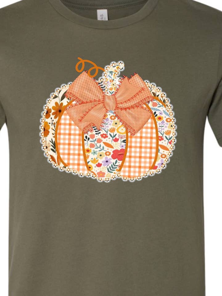 Kiki's Boutique - Wholesale Screen Printed T-Shirt - Women's - Ditsy Flower Pumpkin Tee8