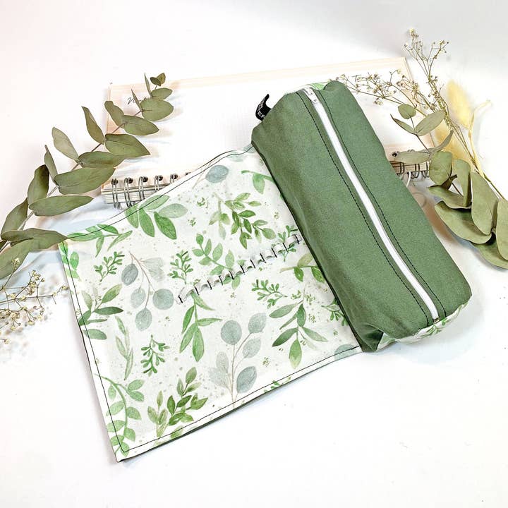 Eucalyptus pencil case for wholesale by Tochter von Walter