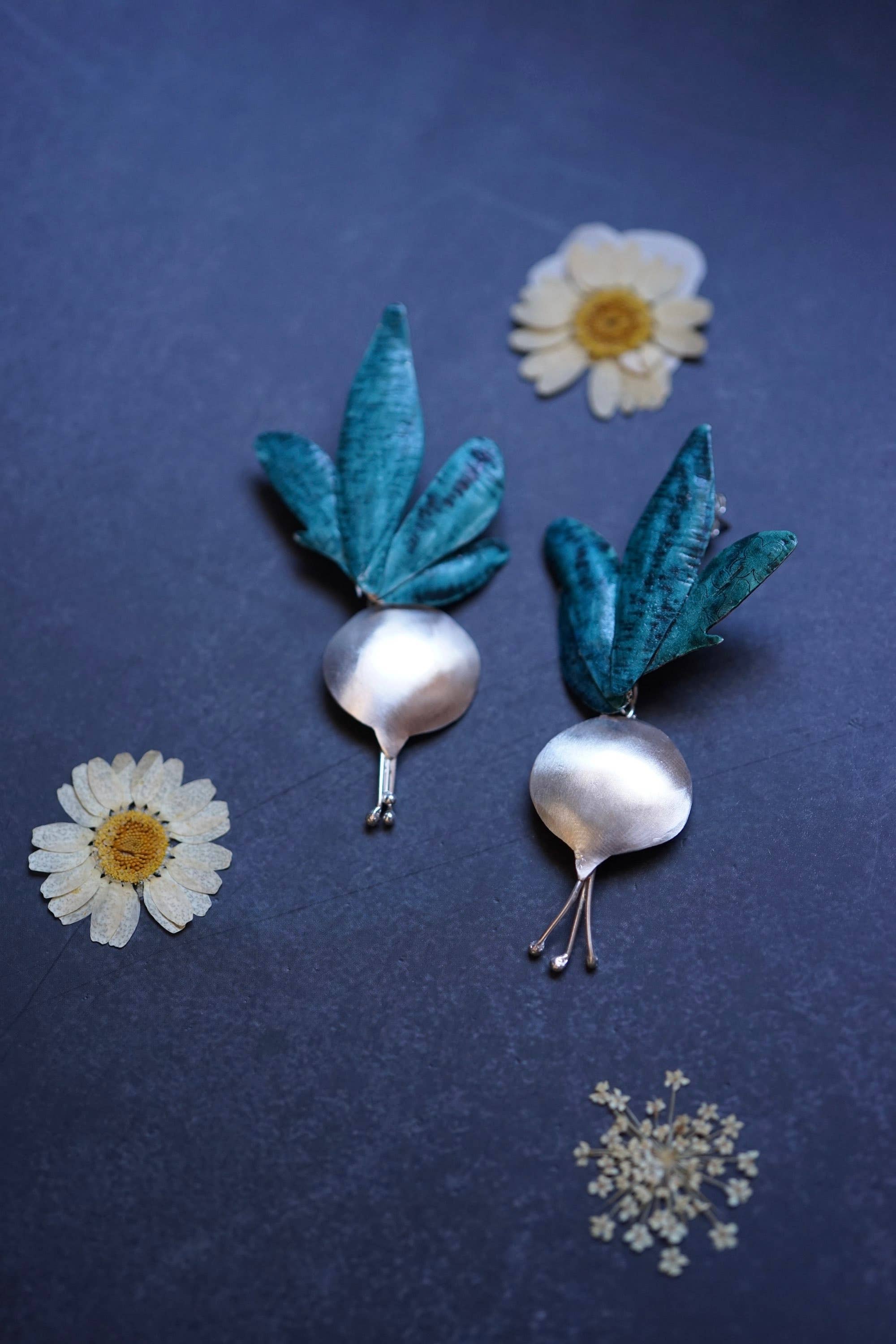 Maria rosua - Wholesale Dangle Earrings - Beets2