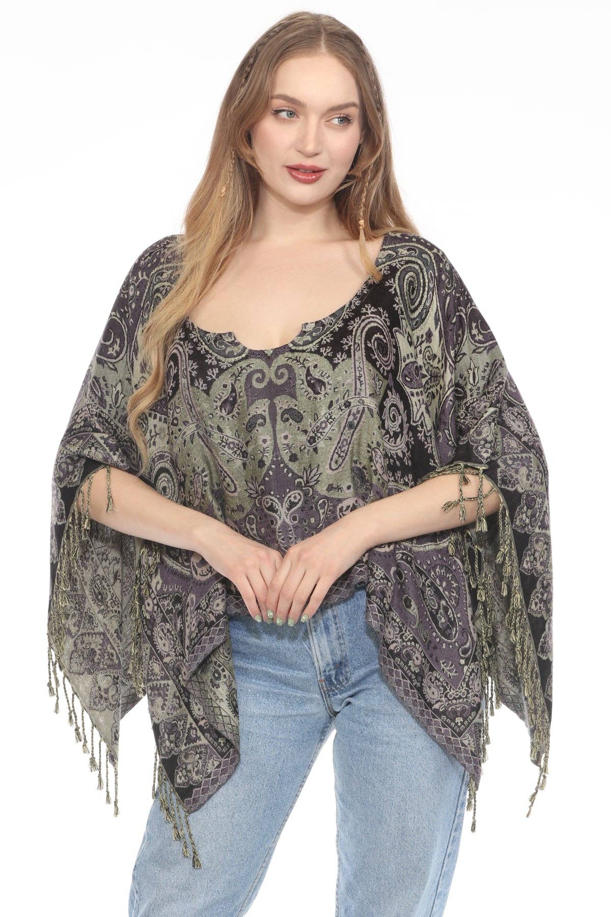 Lakhays Collection Inc. – wholesale Kimono - Dam – Fransad sjal med paisleymönster1