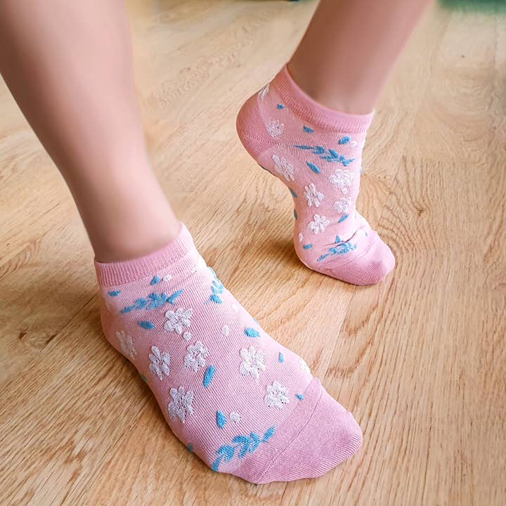 Ivedin - Wholesale Socks - Women's - Cotton Ankle Socks with Flowers for Women Packs7