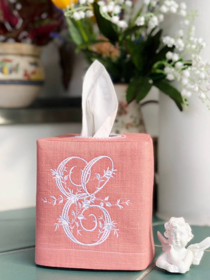 Funda de Lino para Caja de Pañuelos con Monograma Vintage para venta al por mayor de Belle Linen