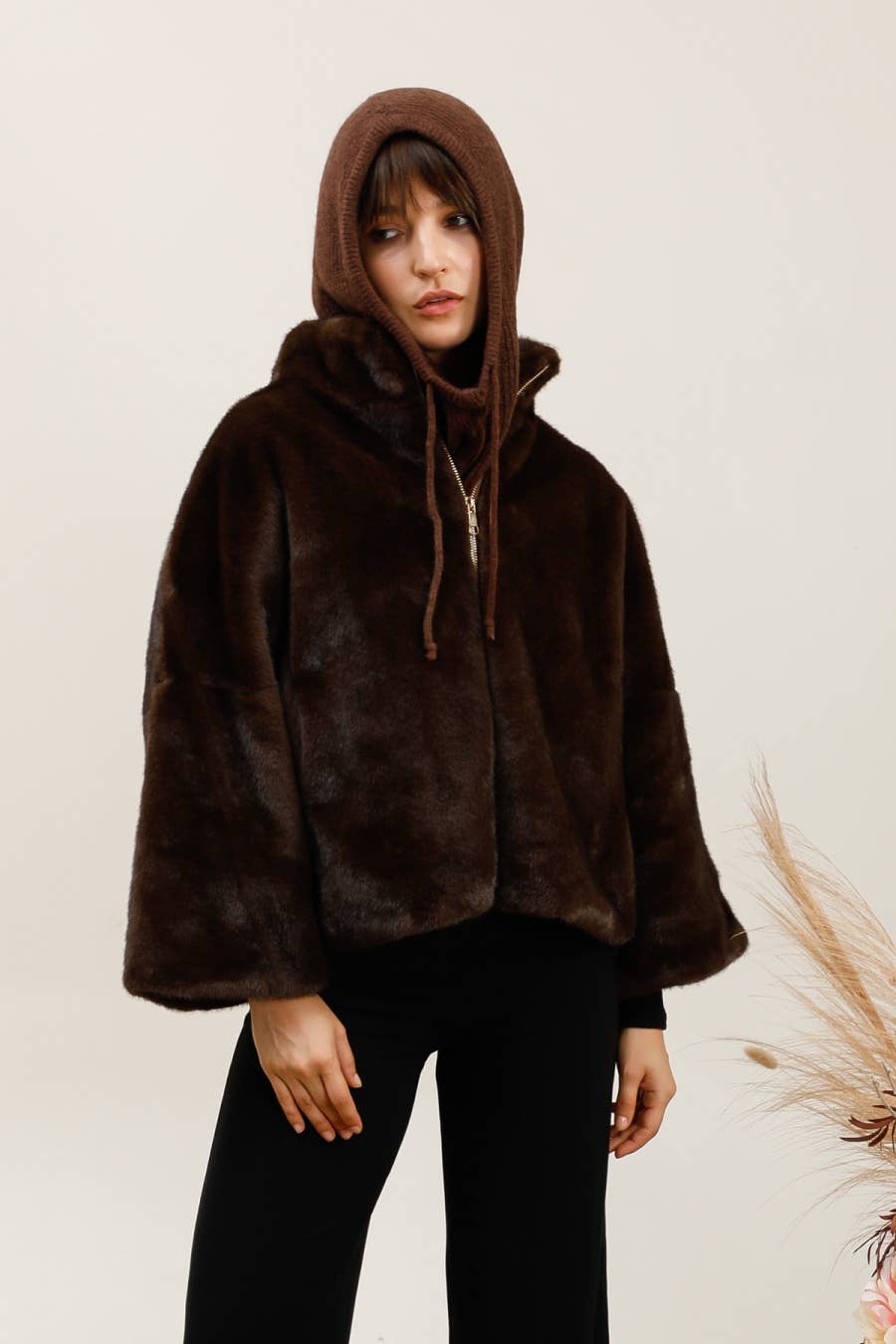 NAÏS PARIS – Großhandel Sturmhaube – Damen – Kapuze mit Kordelzug aus Alpaka und Wolle23