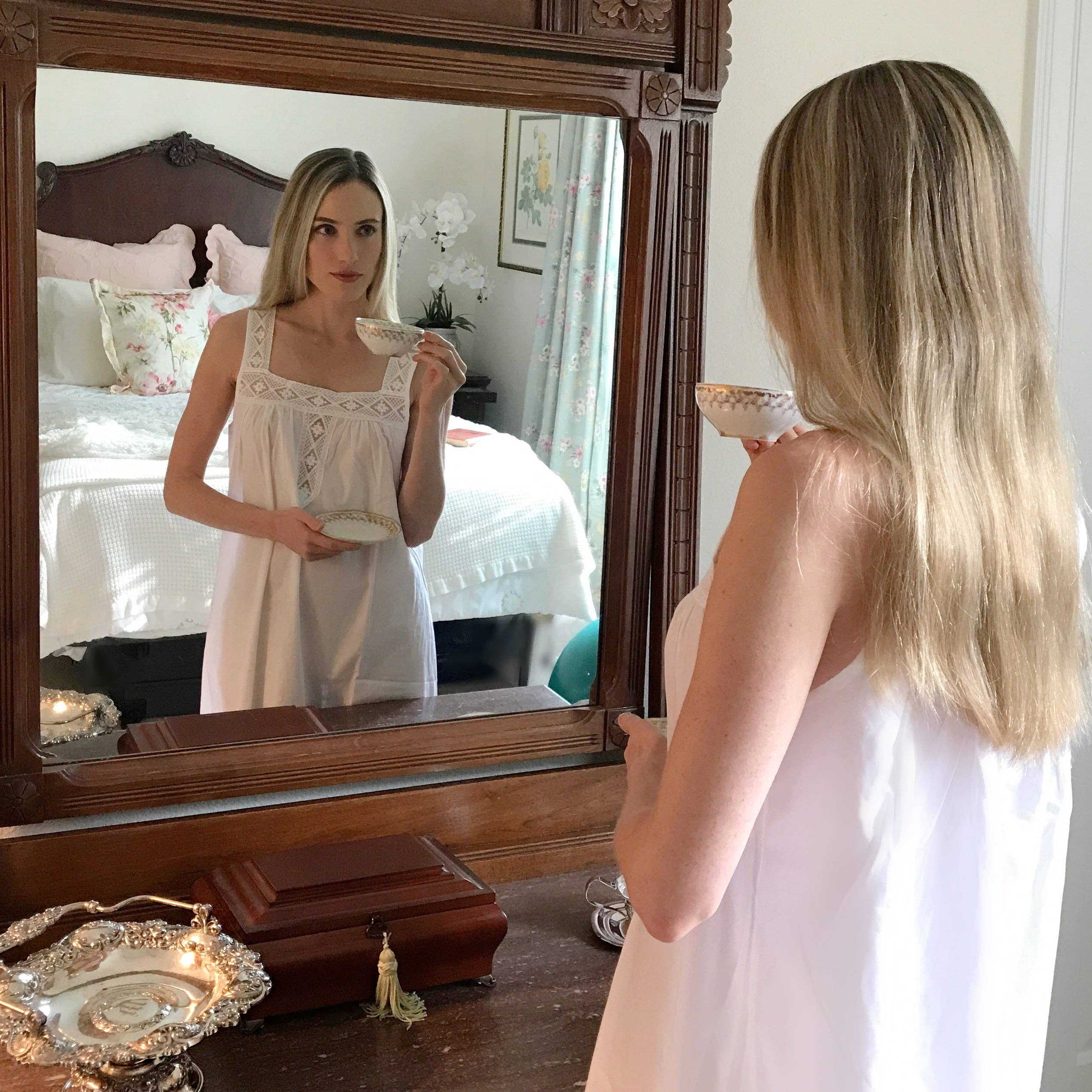 Jacaranda Living - Vente Nuisette – femme - Louise Chemise de nuit en coton blanc4