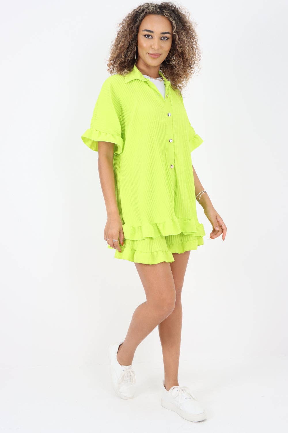 Miss Bold - Vente Ensemble haut et short (PAS d'intérieur) - Femme - Ensemble chemise plissée et short coordonnés d'Italie13