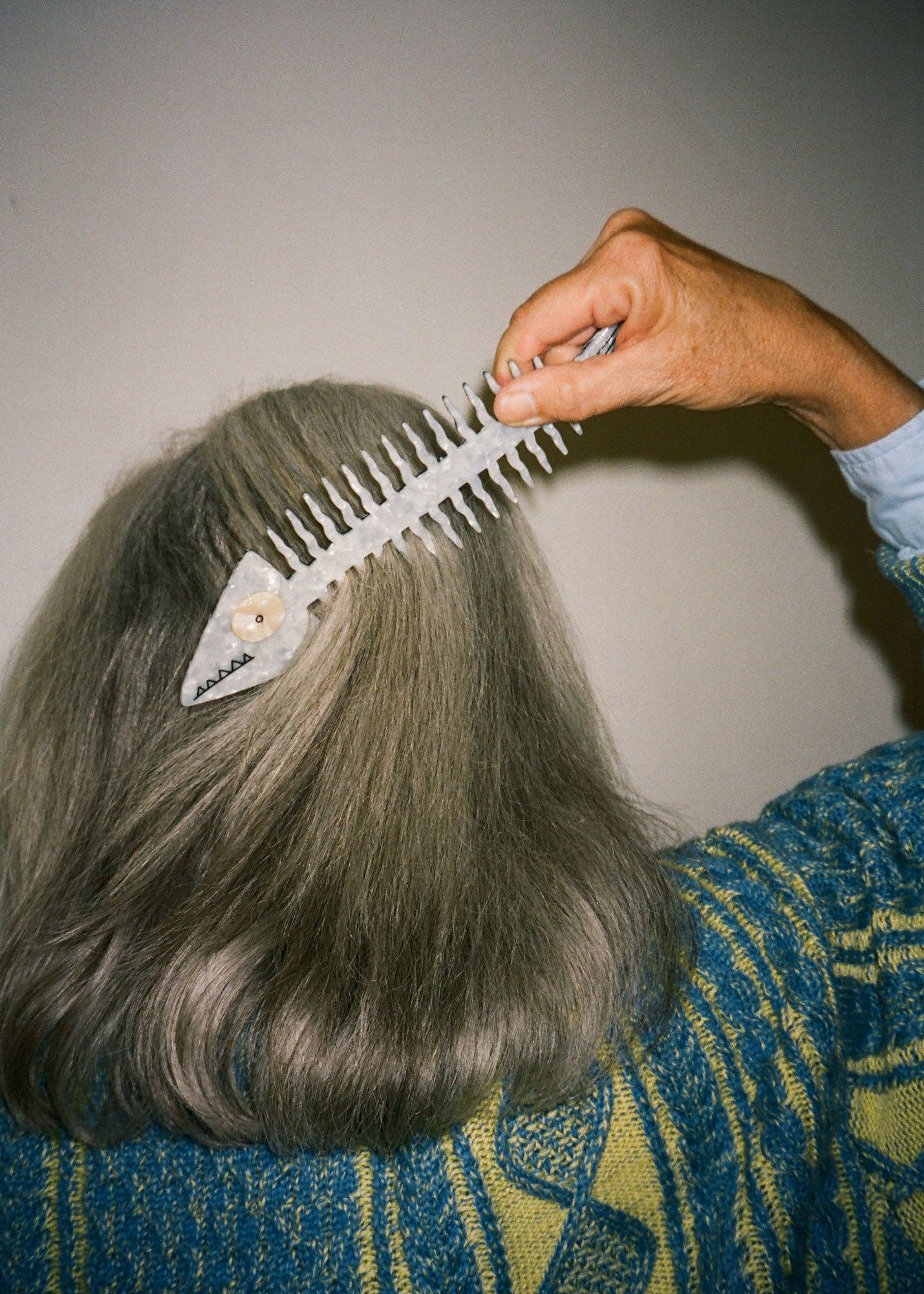 gentle thrills - Wholesale Hair Brush/Comb - fish comb3