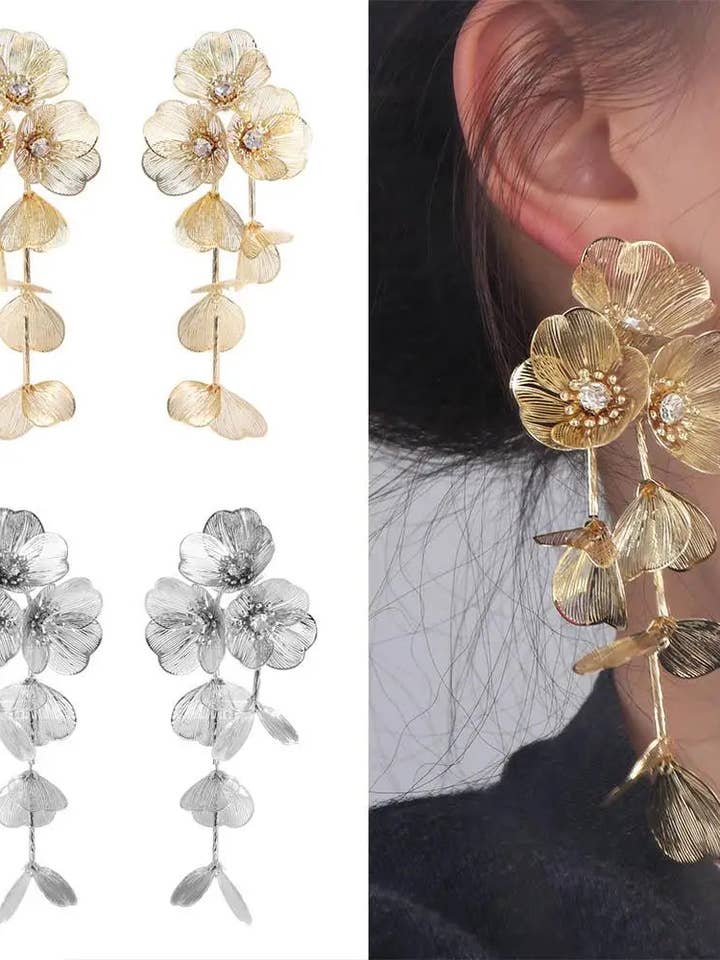 Brincos de franjas longas e grandes flores exageradas, brincos leves e luxuosos para mulheres, brincos de pino de metal de sentido avançado para casamento por atacado de Queenshopbeauty