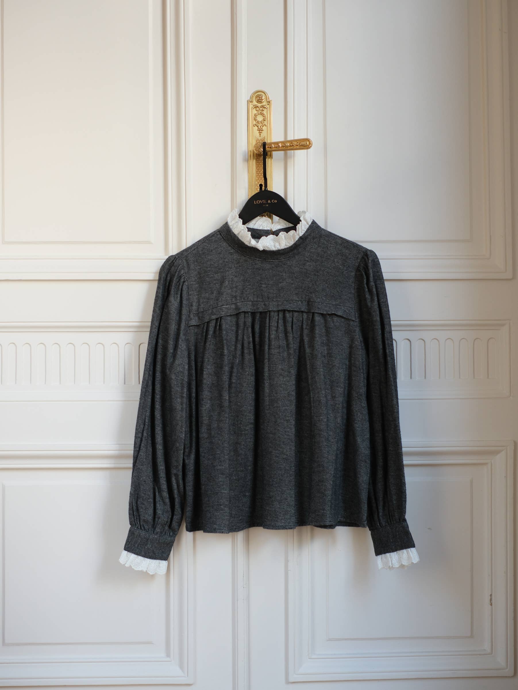 LOVIE & CO - Wholesale Blouse - Women's - Lace blouse with ruffled collar and cuffs - ASD96337-KAI4