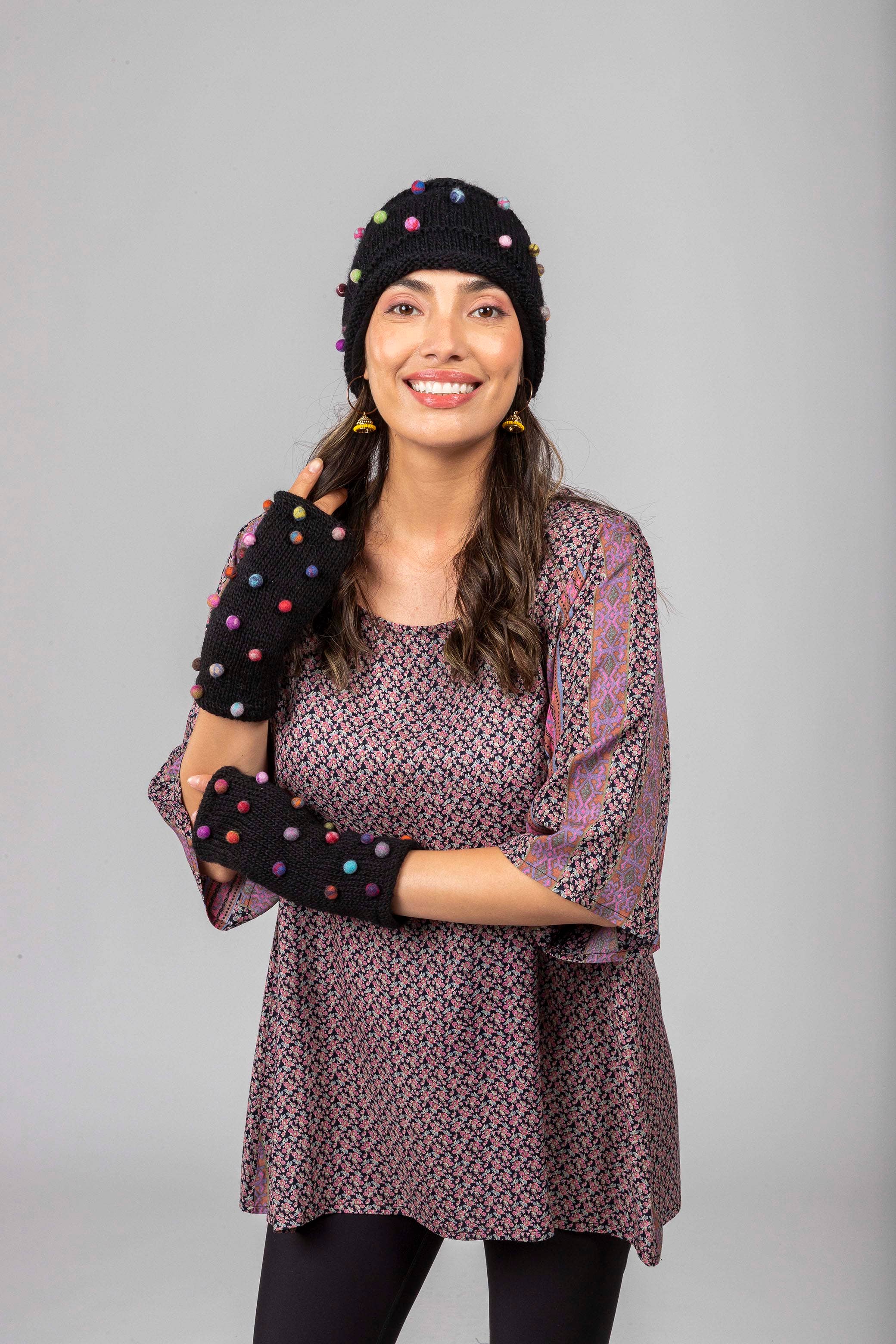 Windhorse Trading Inc - Vente Bonnet – femme - Famille Point de Sucre _1477