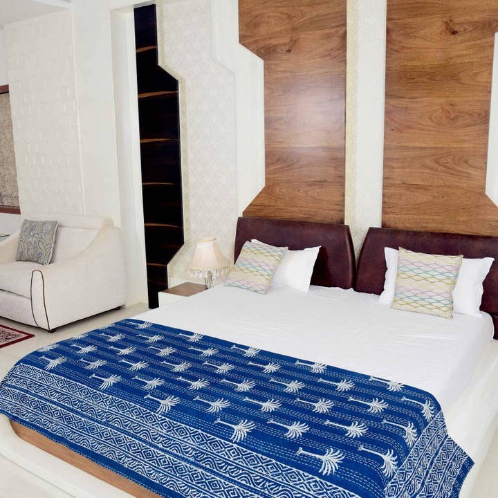 Glamthread - Wholesale Quilt - Linen Connections Handmade Indian Kantha Quilt - Palm Tree Indigo3