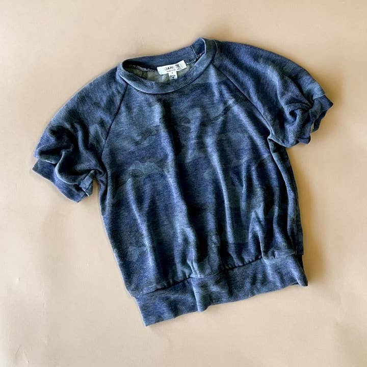 Koko Topp | Camo | Blå för wholesale av Joah Love