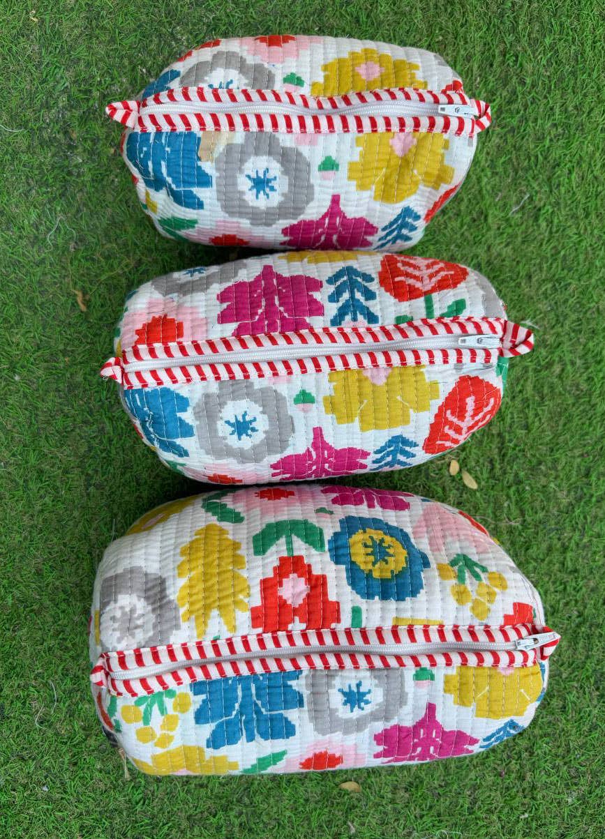 bhavnas boutique - Wholesale Makeup/Cosmetic Bag - Block Printed Cosmetic Bag Cotton Quilted Makeup Bag Travel4