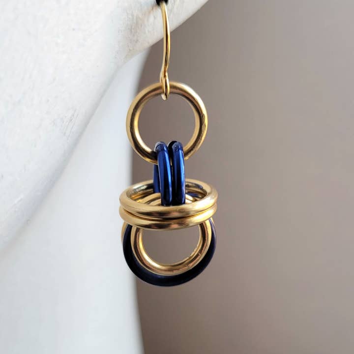 Orecchini Marinai a Catena Oro & Blu / Orecchini Costieri per la vendita all'ingrosso da parte di Teahan K Jewelry