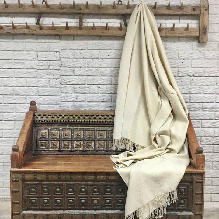 Kangra Shell Blanket for wholesale by Alamwar