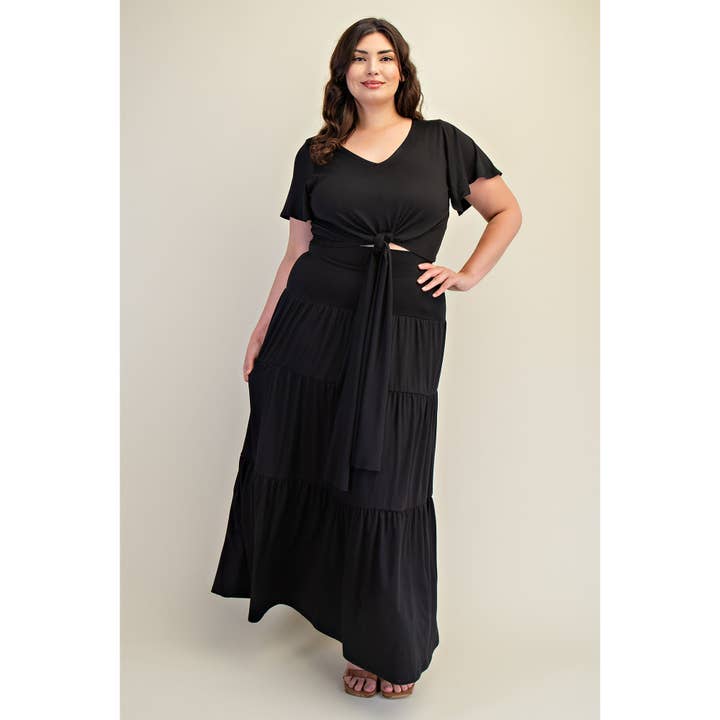 TOP PLUS SIZE DE MANGAS CURTAS COM LAÇO NA FRENTE E SAIA MAXI COM BAINHA EM CAMADAS por atacado de The Curve LA