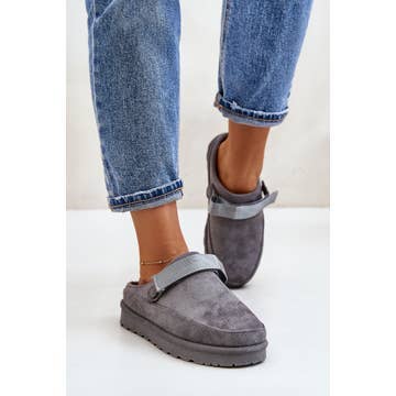 No Doubt Shoes – wholesale Träskor – dam – DAMTOFFLOR MED FUSKPÄLSFODER BEKVÄMA SLIP-IN MULE SLIDER TRÄSKOR15