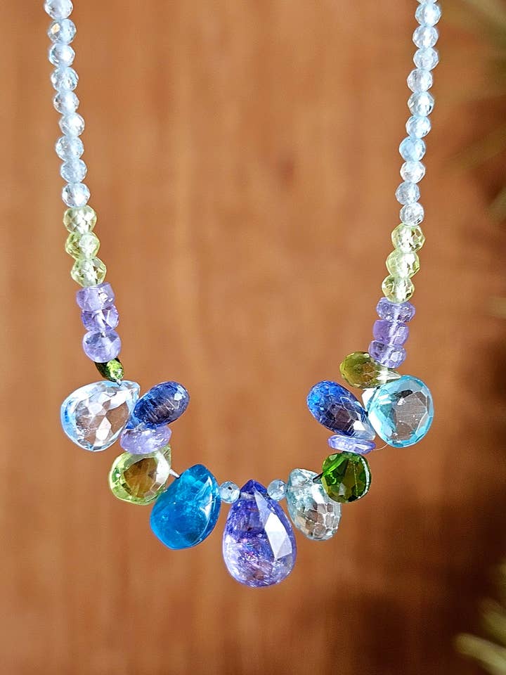 Collana in Tanzanite e Pietre Preziose Multicolore NBL4423 per la vendita all'ingrosso da parte di KRISTIN FORD Jewelry With Meaning