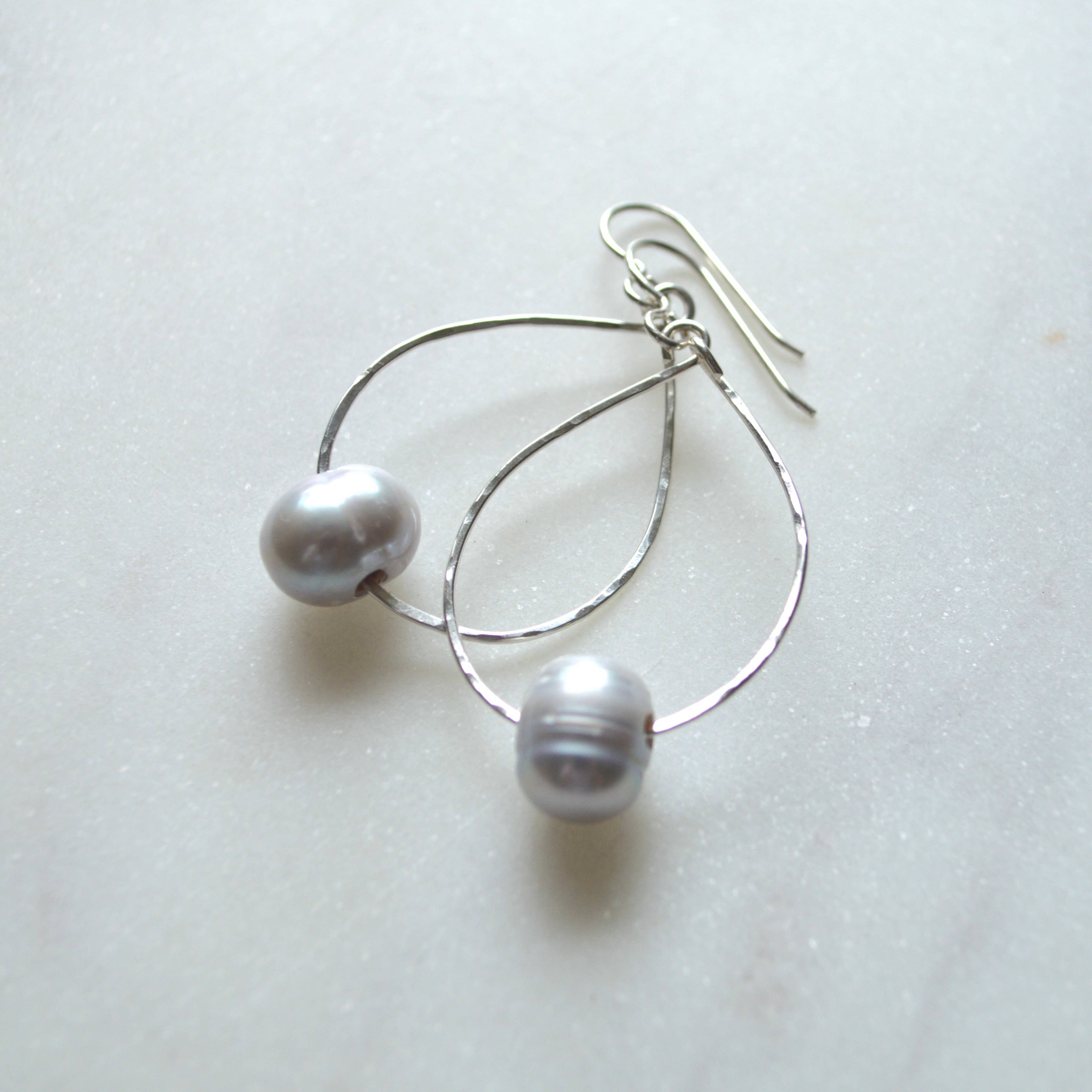 Freshwater Pearl Earrings for wholesale on Faire7