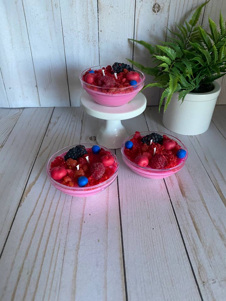 Vela Very Berry Bowl para venta al por mayor de Wild Child Studio Co