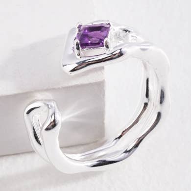 Ring aus 925er Sterlingsilber mit Amethyst für den Großhandel von FARRA