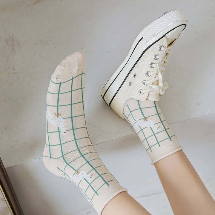 Funkyrel® Atzbranding Limited - Wholesale Socks - Women's - Rufia - Floral Lace Trim Mid-Calf Socks5