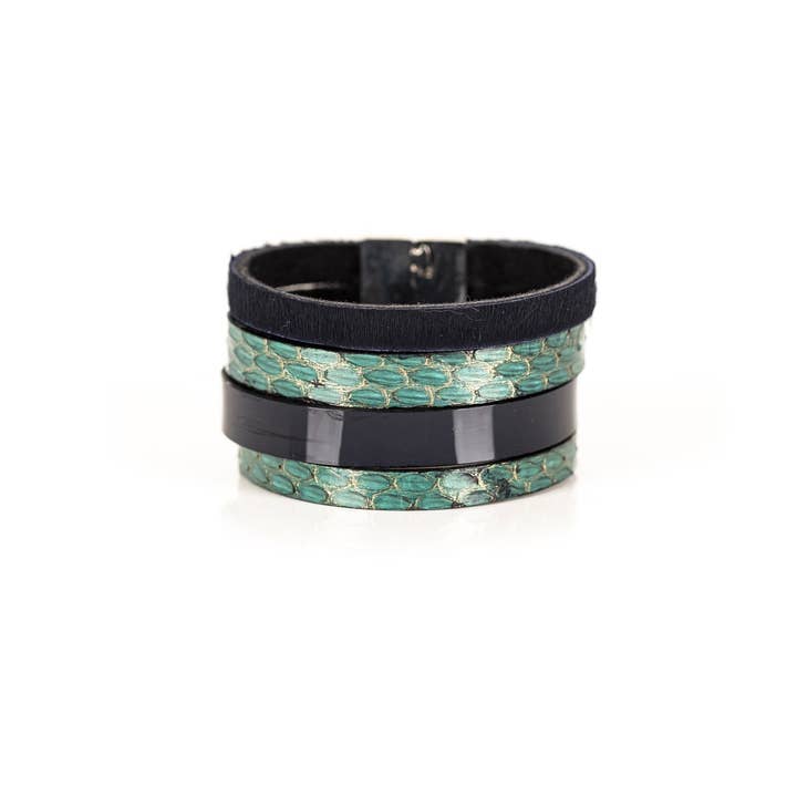 The Dark - Wholesale Bangle Bracelet - The Curvy Class2