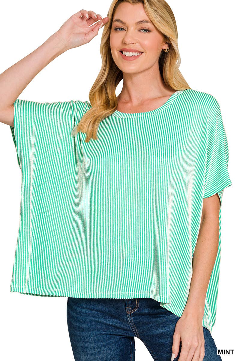 Vanilla Monkey - Wholesale Gebreide top - Dames - Oversized top met korte mouwen en geribbelde strepen16