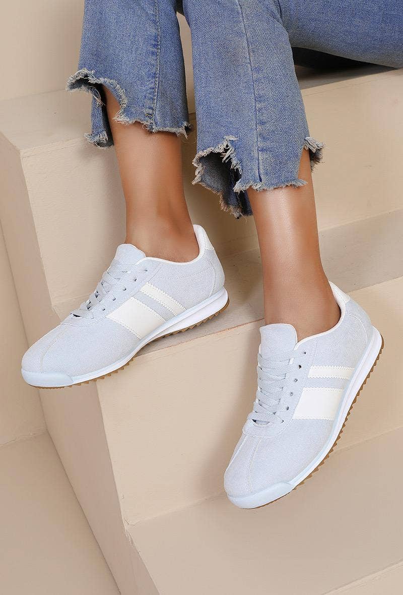 No Doubt Shoes - Wholesale Lifestyle Sneakers - Women's - ROUND TOE SIDE LINE STRIPPED DETAILED GUM SOLE SNEAKERS 4