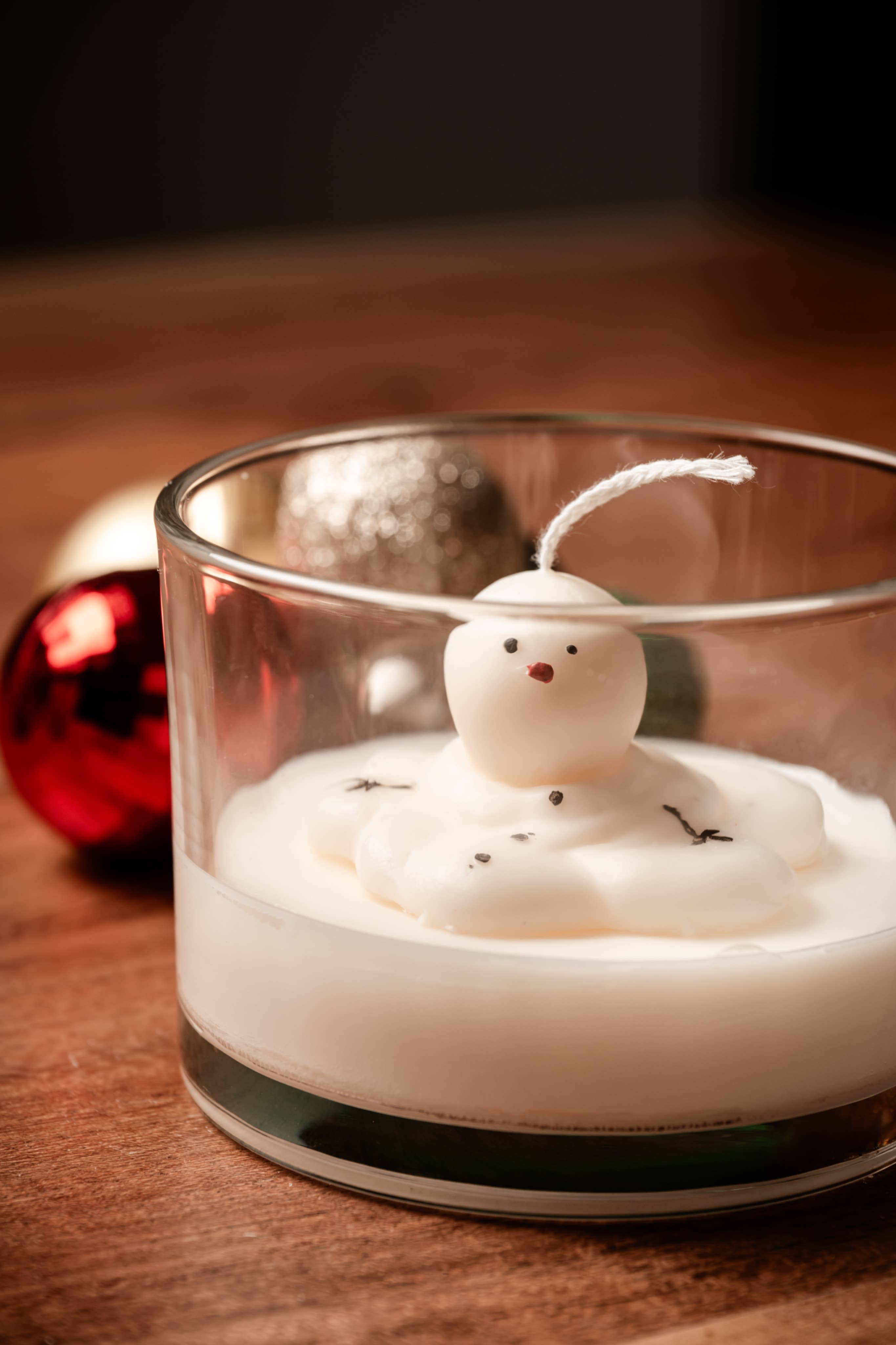 Allure CA - Wholesale Jar/Filled Candle - Melted Snowman in a Jar Candle - Christmas 4