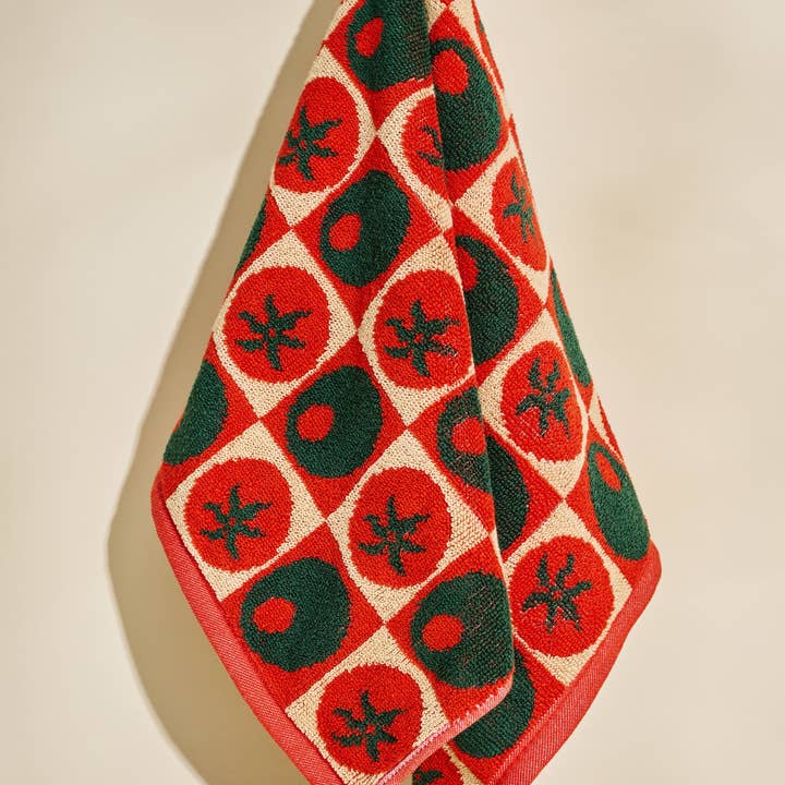 Heirloom Heat Checked Olive and Tomato Cotton Terry Cloth Towel and other Purchase Wholesale cloth. Free Returns & Net 60 Terms on Faire trending on Faire.