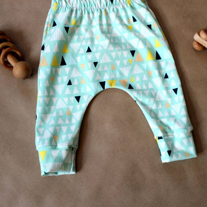 Gender Neutral, Harm Leggings for wholesale by Wit & Woven