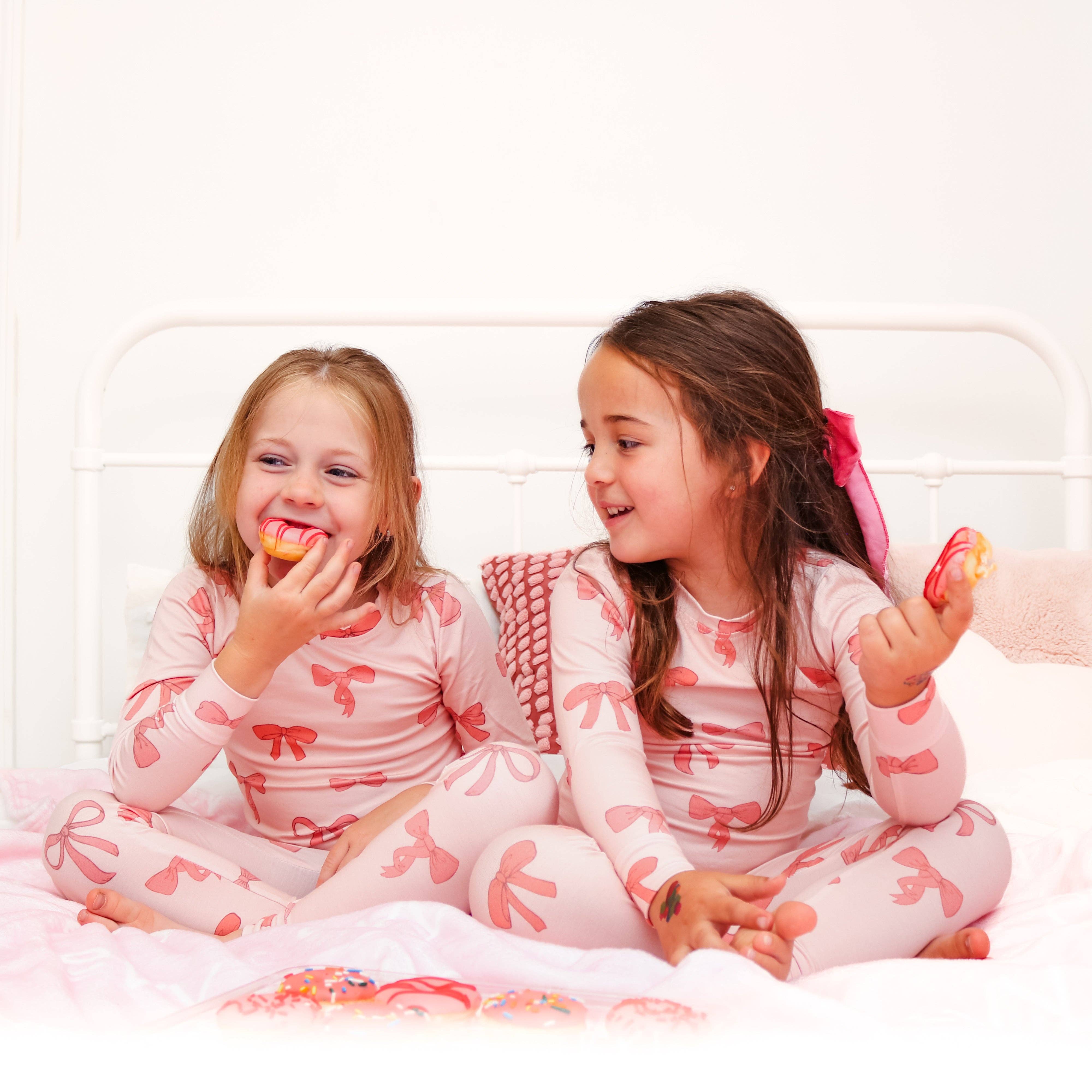 Fancy Shmancy Baby - Venta al por mayor Conjunto de pijama - Niños - Pijama con lazo rosa7