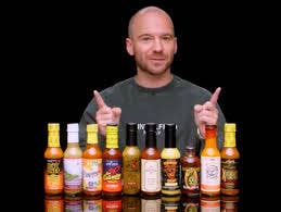 Marshall's Haute Sauce – Engroshandel Hot sauce – Whisky Smoked Ghost - Sæson 22 Hot Ones2