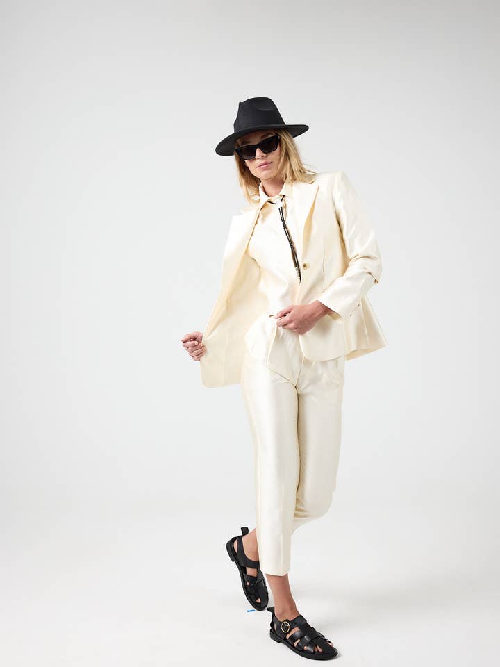 Oslo Taffeta Blazer - Off-White for wholesale by Lanhtropy