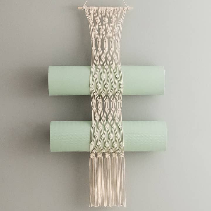 Soporte para esterilla de yoga de pared para espacios de entrenamiento organizados I85 para venta al por mayor de BeanDaikon