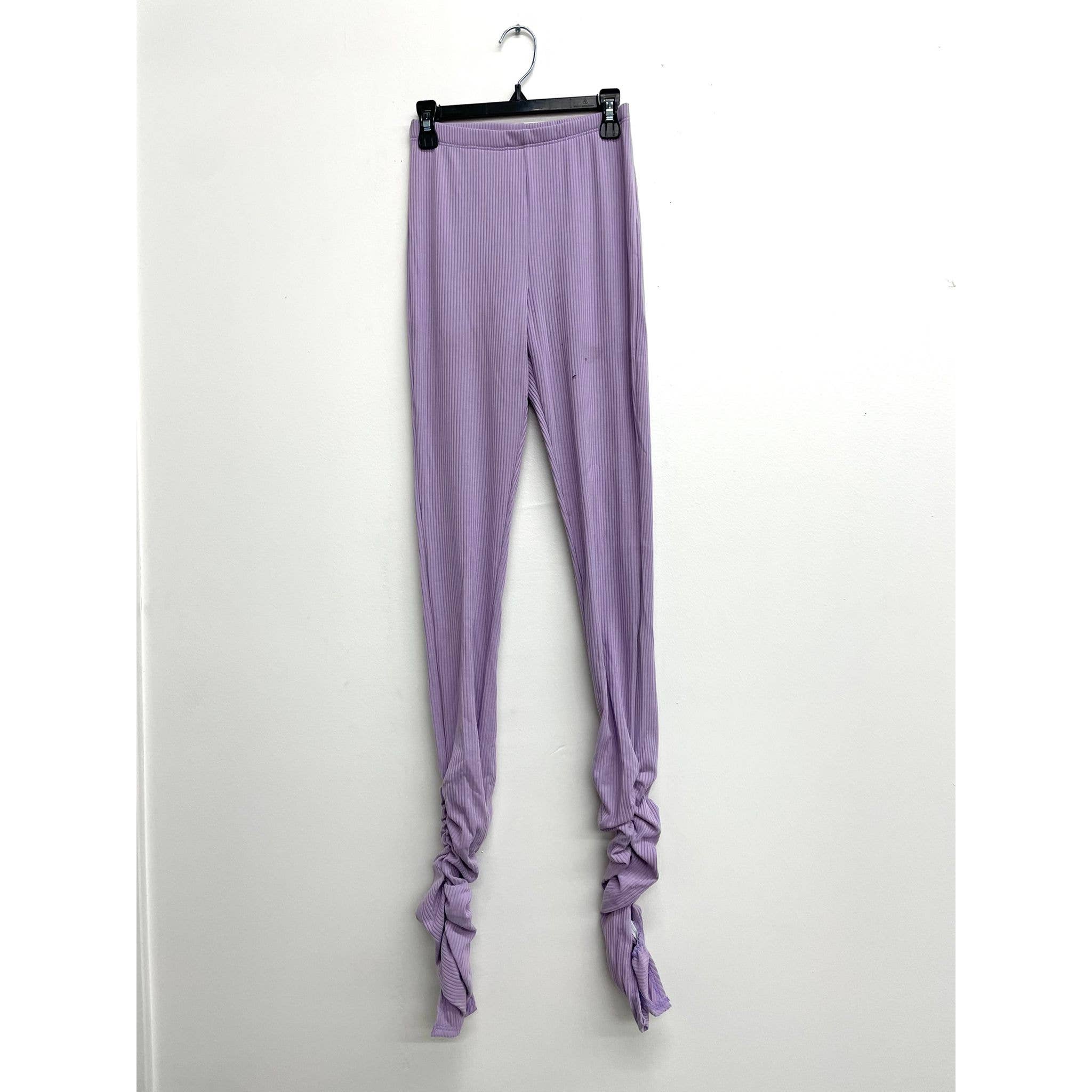 Uptown Apparel - Wholesale Fashion Leggings - Women's - B10613 Ribbed Ankle Ruched Leggings5